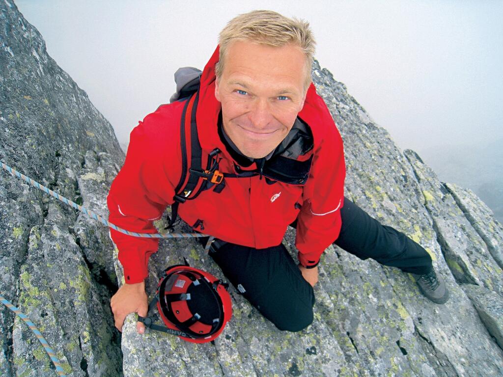 Martin Nikodým, moderátor, fotograf, príroda, fotenie, výstup na Ťažký štít
foto: archív M.N.
uverejnené: Šarm 41/2010
pôvodný súbor:vystup2.eps
