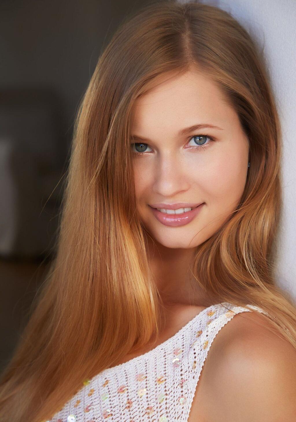 стелла кардо