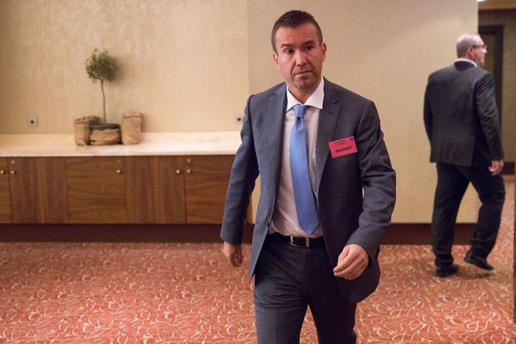 Žigmund Pálffy počas zasadnutia rady Slovenského zväzu ľadového hokeja v Bratislave, 27. máj 2016.