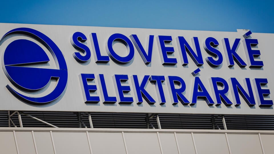 Na ilustračnej snímke logo spoločnosti Slovenské elektrárne.