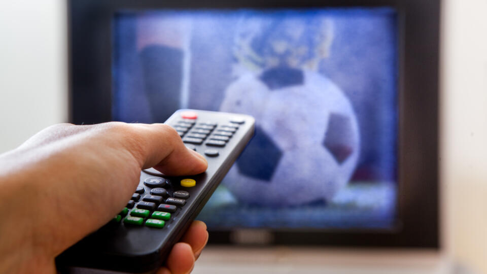 Pozeranie satelitnej televízie nás vyjde opäť drahšie.