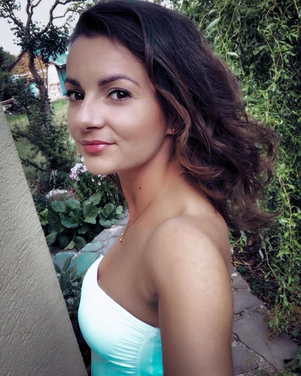 Sexi Romana porodila Lašákovi jeho tretie dieťa. Pre ňu je to prvé.