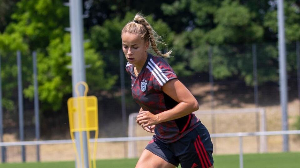 Nemecká futbalistka Julia Gwynnová