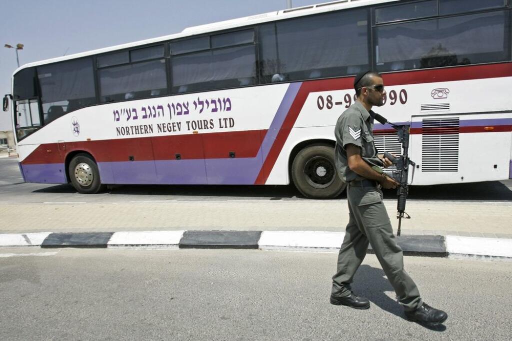 Autobus z Prahy viezol nálož aj cez Bratislavu