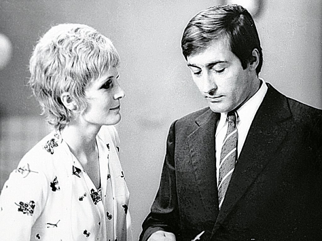 Drahý špás. Regina Rázlová. Michal Dočolomanský.