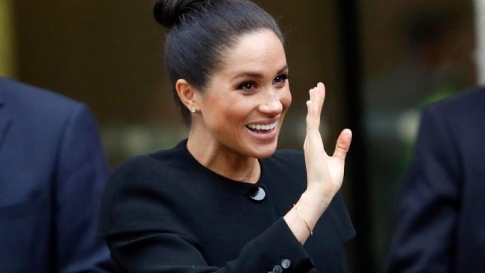 Internetom kolujú rôzne špekulácie o tehotenstve Meghan.