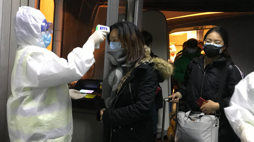 Na letisku: Aj v Košiciach majú prvú pacientku,u ktorej je podozrenie na koronavírus.