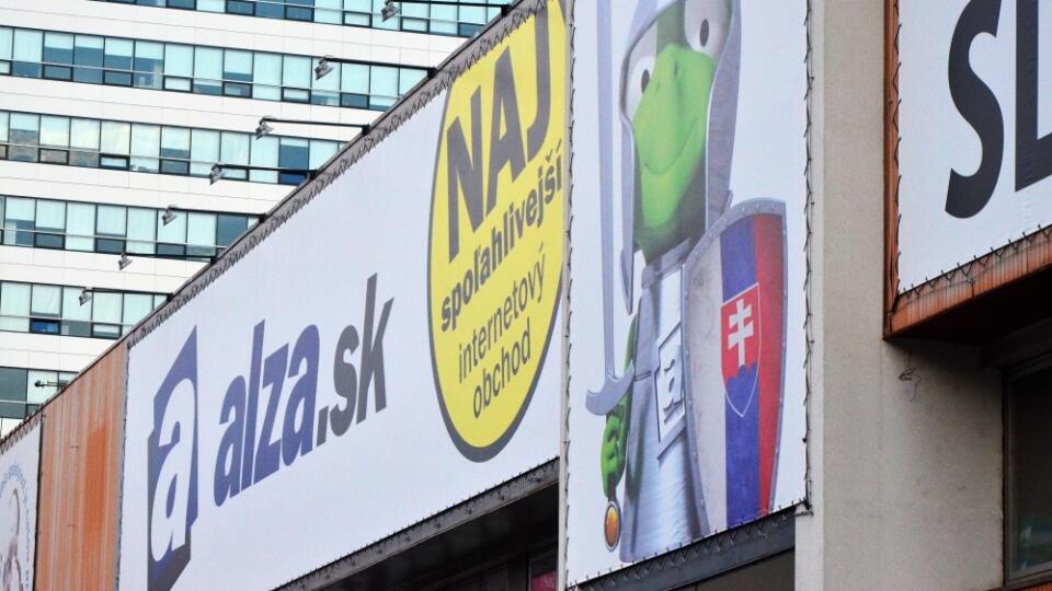 Ďalšia kampaň Alzy porušila pravidlá, plagát k filmu Únos bol v poriadku - V reklame Mecomu sťažovateľom prekážal vplyv zobrazenia neviazaného sexu na mladistvých