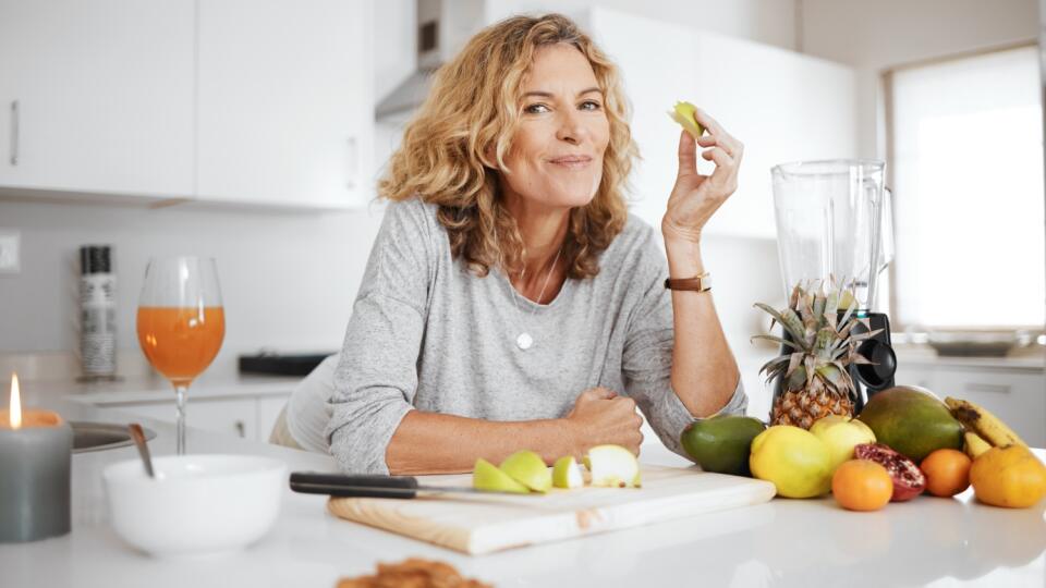 Portrait,,Fruit,Salad,And,Apple,With,A,Senior,Woman,In