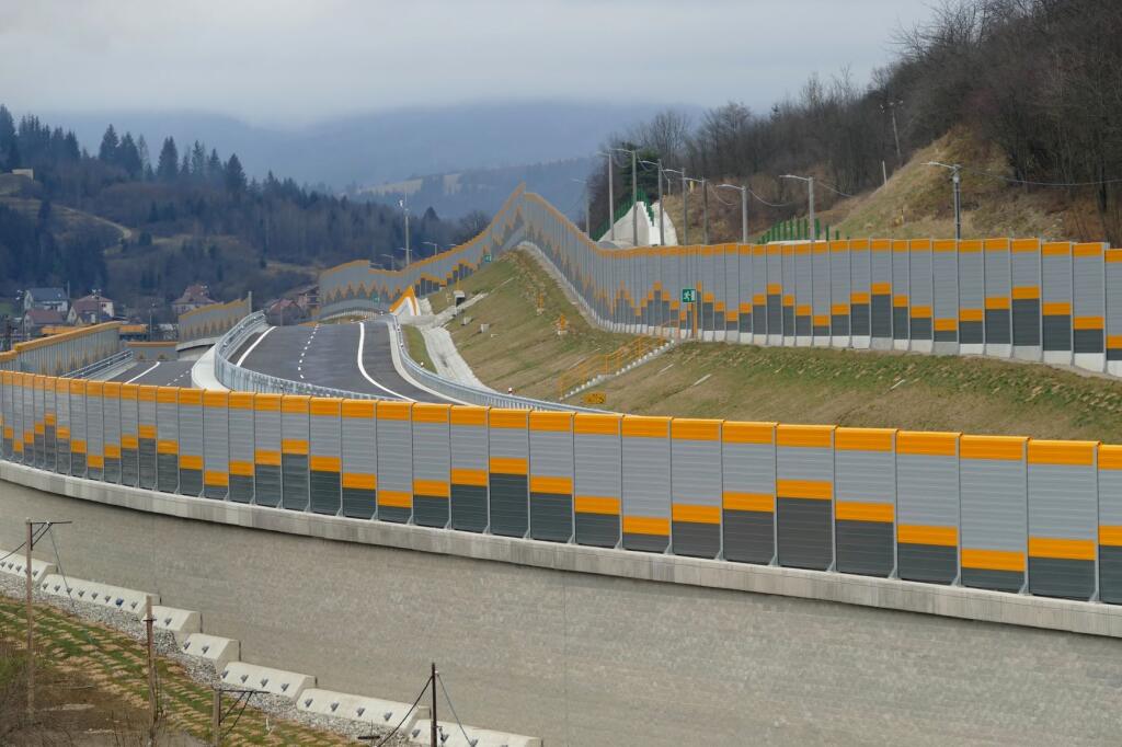 Diaľnica D3 Čadca - Svrčinovec počas výstavby