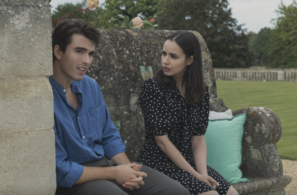 Sofia Carson a Corey Mylchreest očaria v romantickej novinke My Oxford Year.