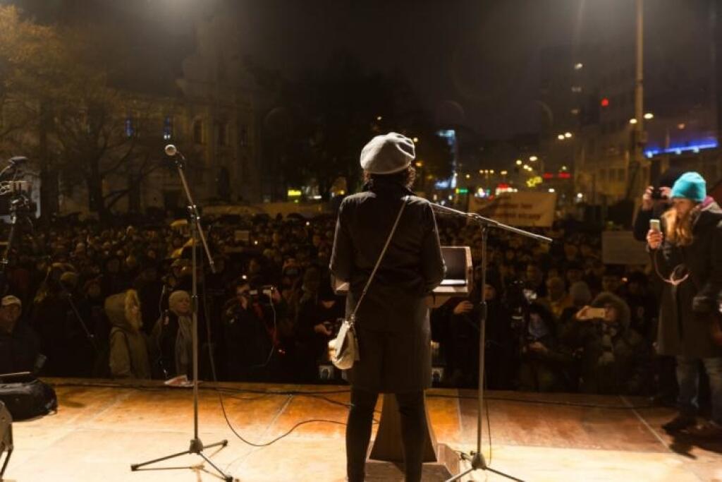 Spomienka na 17. november: Opozícia vyšla do ulíc s heslom „Toto sme nechceli!“