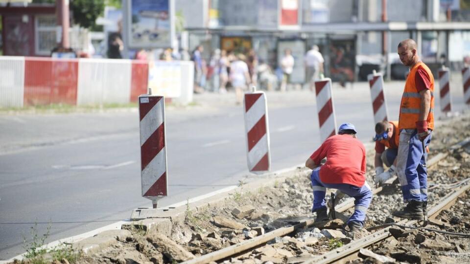 Električková trať