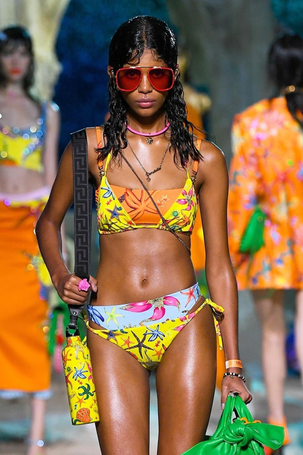 Versace kolekcia jar/leto 2021.