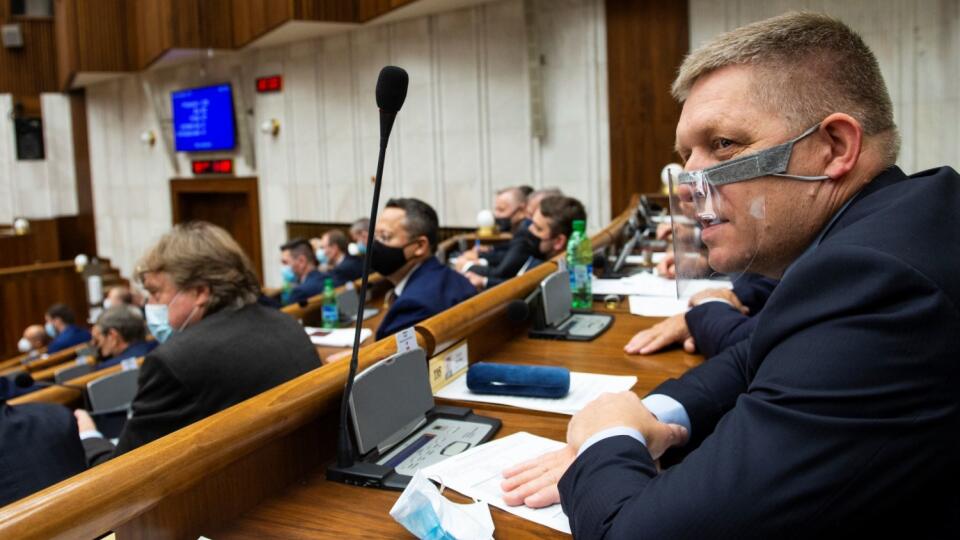 Na snímke poslanec NR SR Robert Fico (Smer-SD)