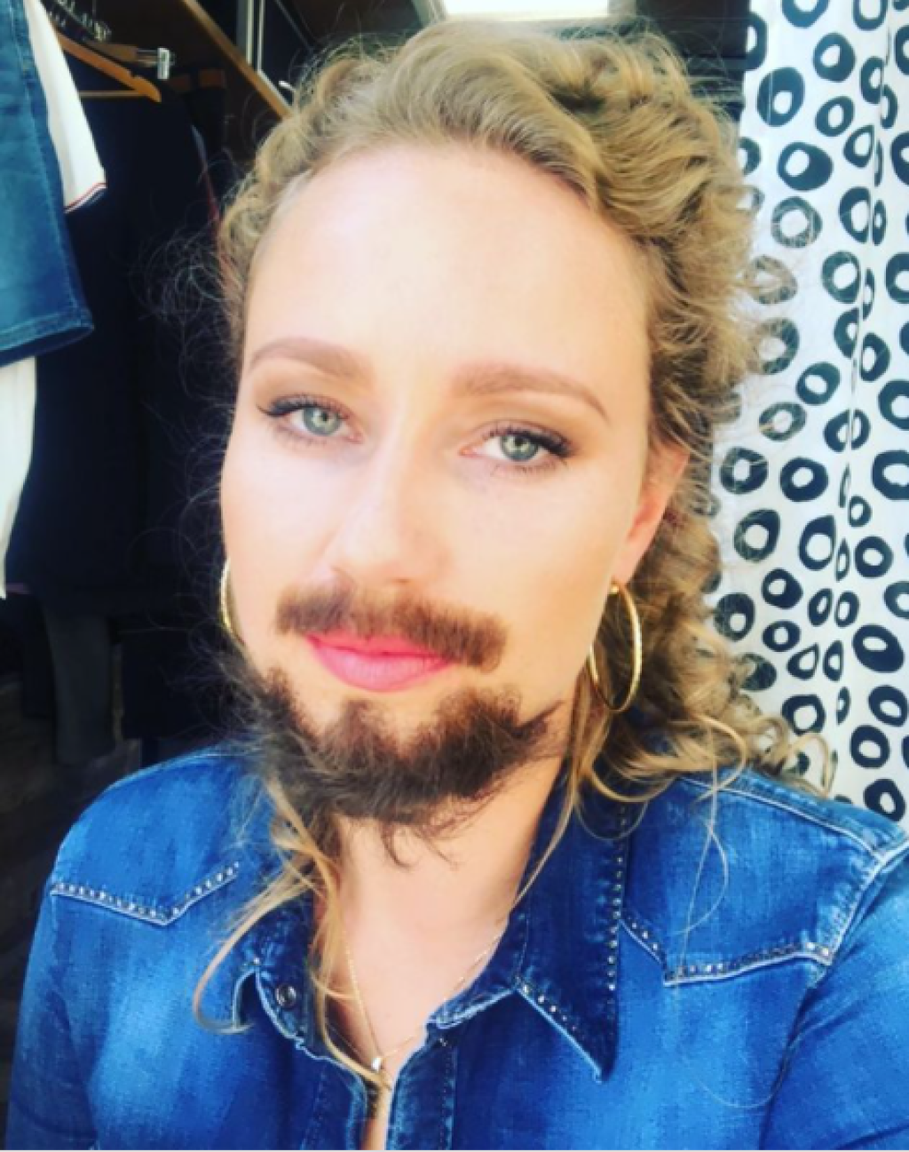 Natália Puklušová s bradou
