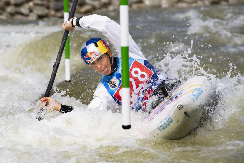 Na snímke Jana Dukátová - K1 na trati 5. kola Slovenského pohára nominačných pretekov vo vodnom slalome 5. júna 2021 v Areáli vodných športov Divoká voda v Čunove. FOTO TASR - Pavel Neubauer