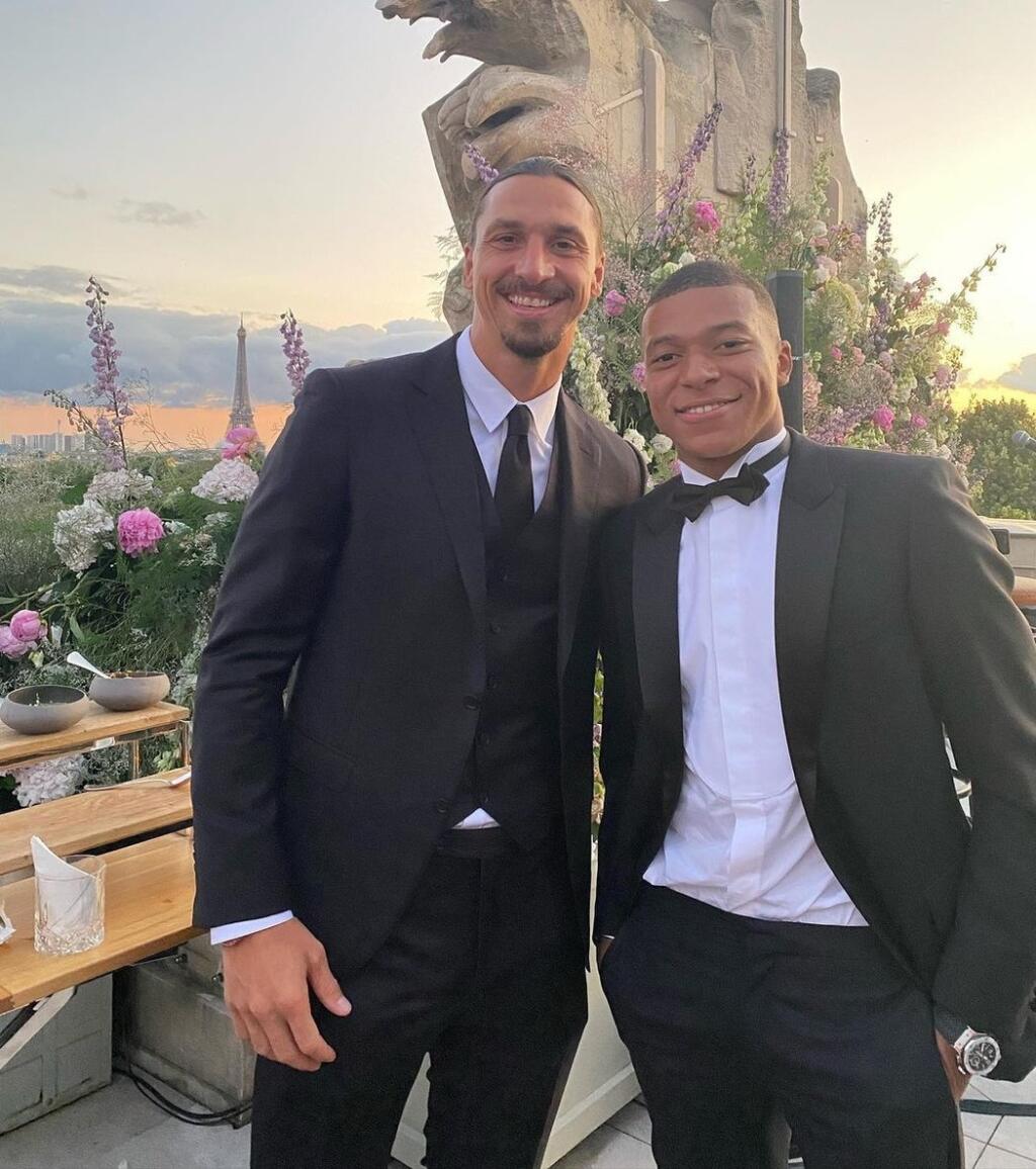 Na svadbe nechýbal hviezdny Mbappé či Ibrahimovič.