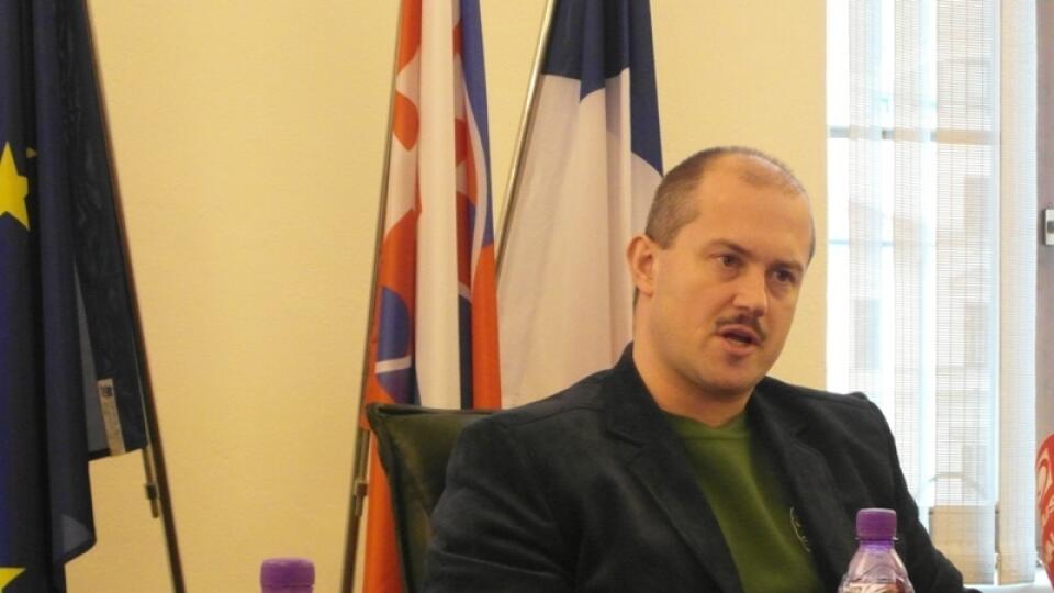 MARIAN KOTLEBA: Poslancom vysvetľoval, ako je to s peniazmi od zamestnancov.