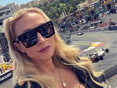 FOTO Slovenská moderátorka na formule 1 v Monaku: V odvážnom outfite naháňala hviezdy