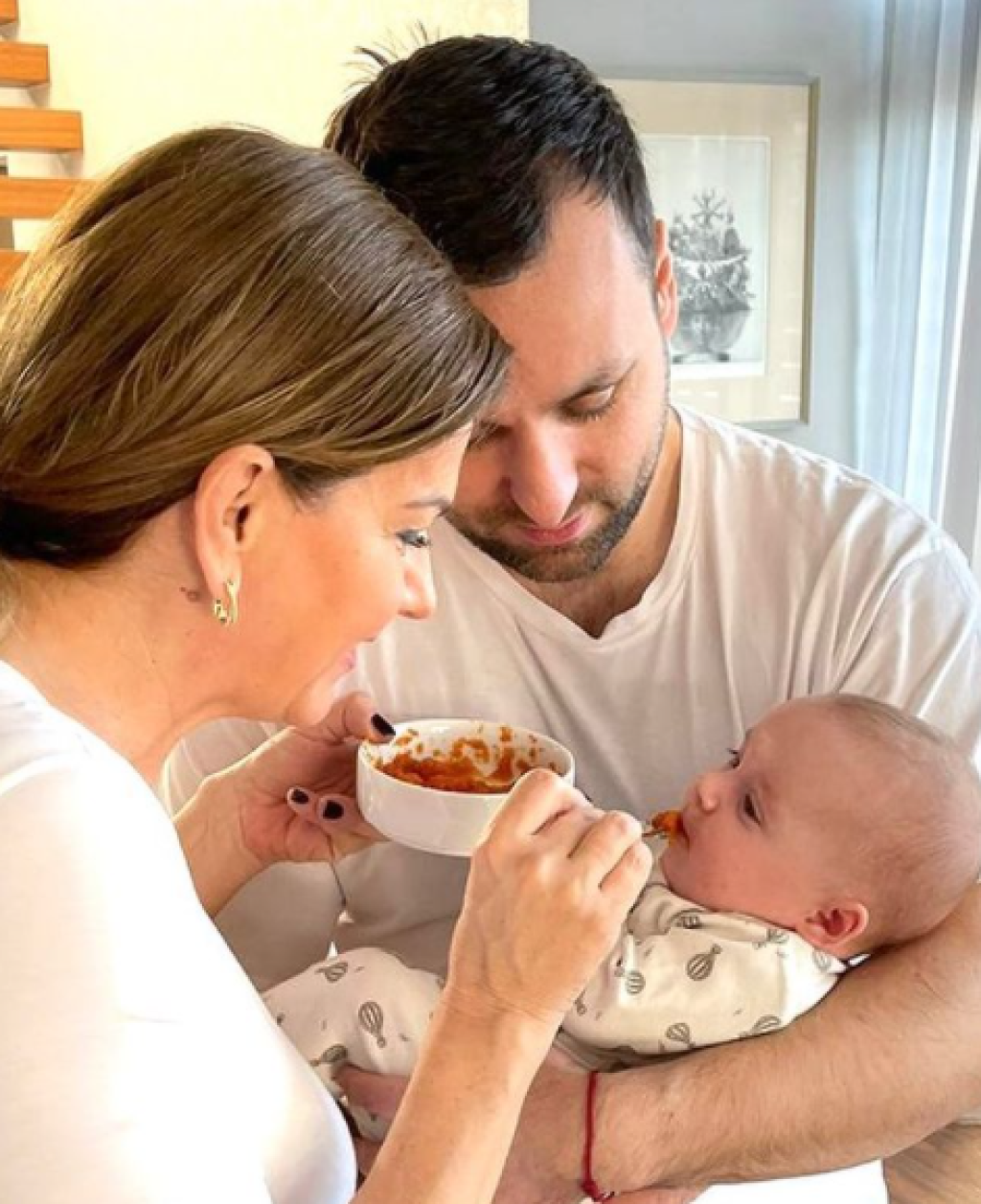 Monika zverejnila krásnu rodinnú fotku. Všetci si všimli, že malá Lea je celý tatino. Vidíte to tam aj vy?