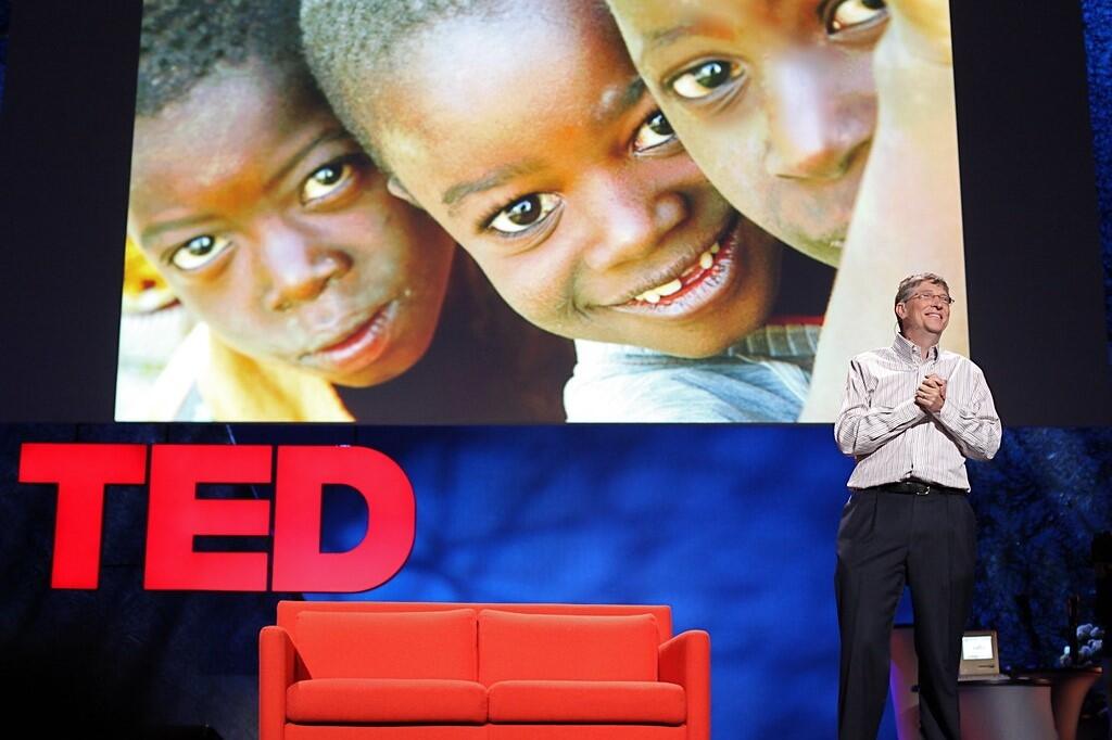 Bill Gates sa nepomýlil. Očkovanie naozaj vedie k menšej populácii