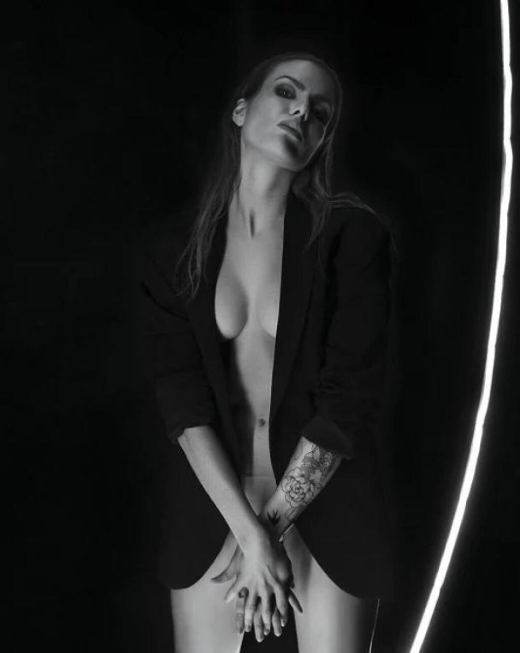 Koukalová a vyzliekanie, to je osvedčená kombinácia. Bývalá biatlonistka sa nedávno vyzliekla pre pánsky magazín Playboy.