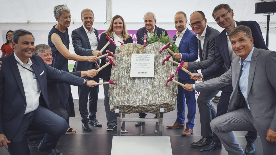 Evonik