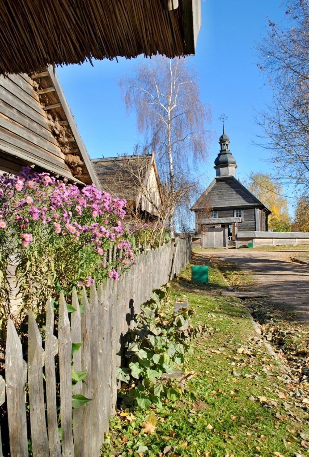 Bieloruské štátne múzeum vidieckej architektúry a života, Stročica, neďaleko Minska