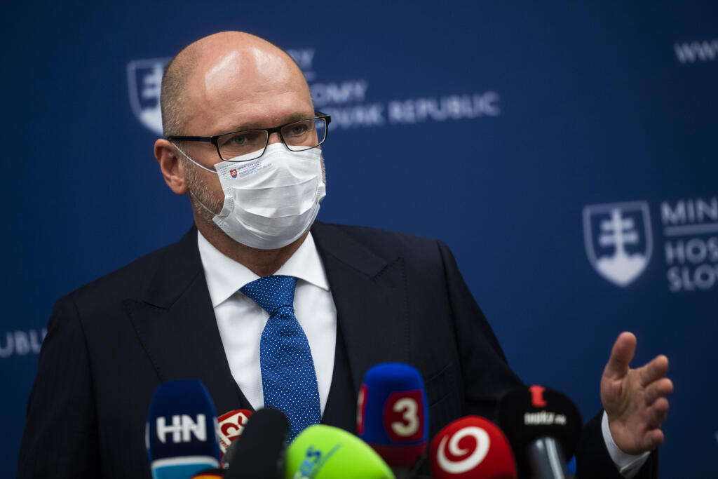 Na snímke minister hospodárstva SR Richard Sulík (SaS) počas tlačovej konferencie k aktuálnym otázkam v Bratislave 5. novembra 2021. FOTO TASR - Jaroslav Novák