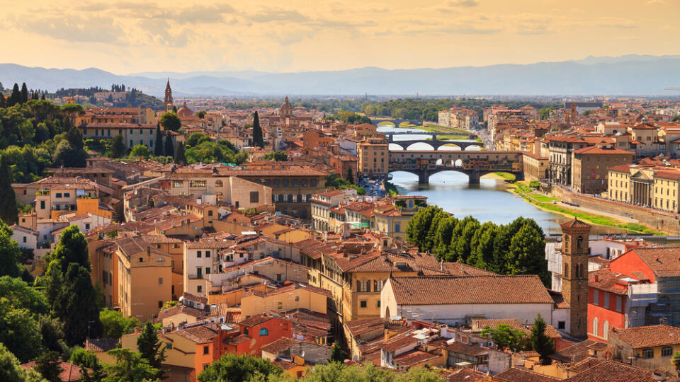 Beautiful,Cityscape,Skyline,Of,Firenze,(florence),,Italy,,With,The,Bridges