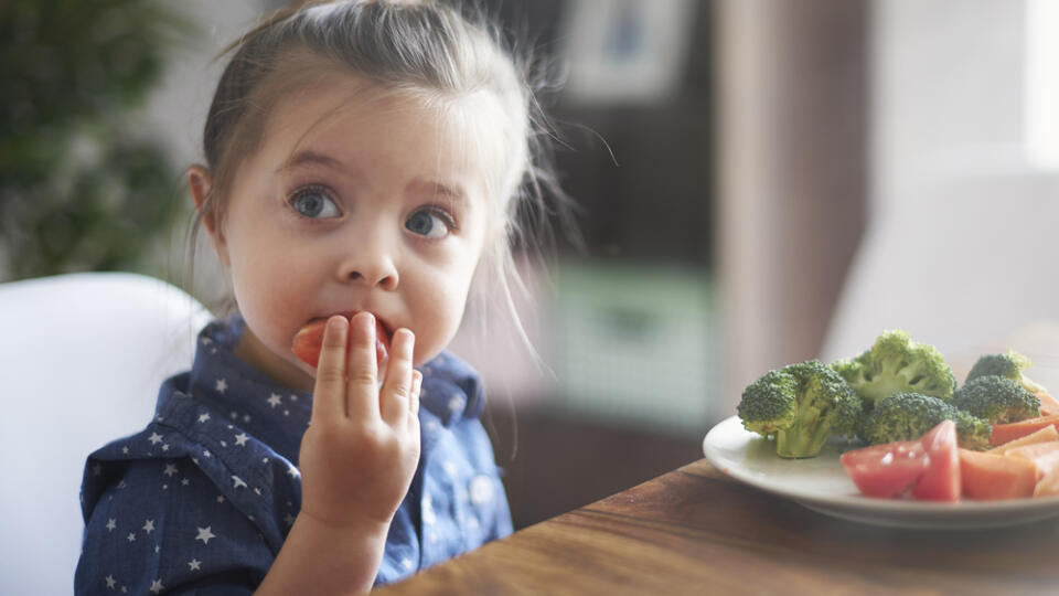 Eating,Vegetables,By,Child,Make,Them,Healthier