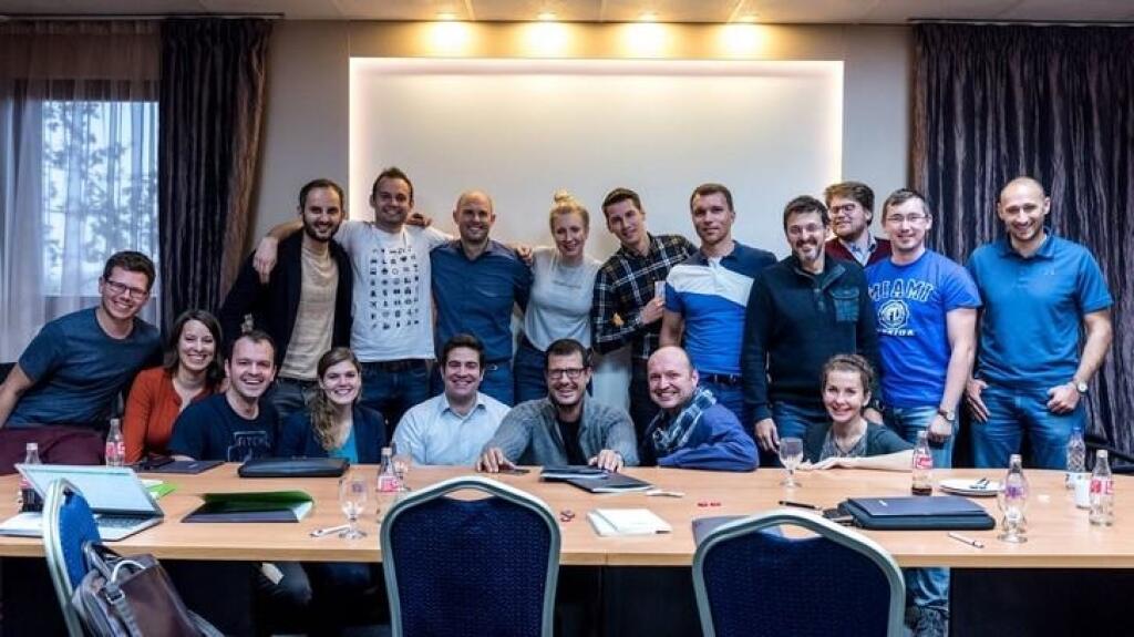 StartupAwards sú FutureNow. Startupistov čaká bohatý program, prestíž i lákavá výhra.