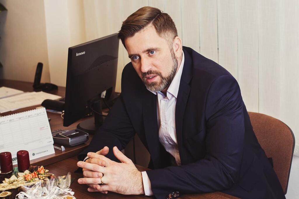 „Každý čakal, že po škole pôjdem do rodinnej firmy. Ja som chcel nabrať aj iné skúsenosti.“ Marián Osúch ml., Marpex, ob