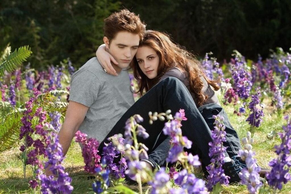 Mnohí verili, že Kristen a Robert sa raz vezmú. Nestalo sa tak a ona teraz chystá svadbu so ženou.