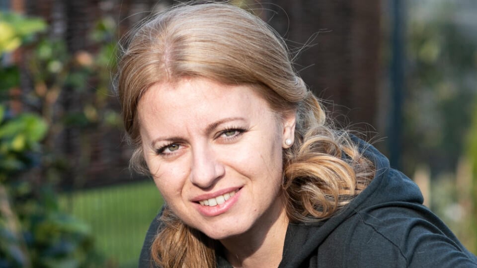 Prezidentka Slovenskej republiky Zuzana Čaputová má prácu v záhrade rada.