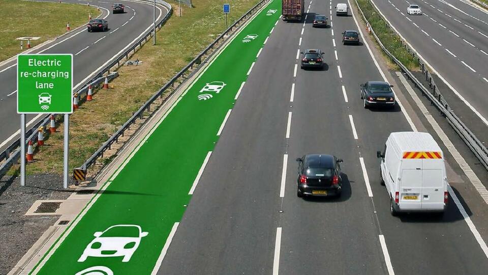 Briti chcú vybudovať špeciálny cestný úsek, ktorý bude schopný dobiť elektromobil priamo počas jazdy.