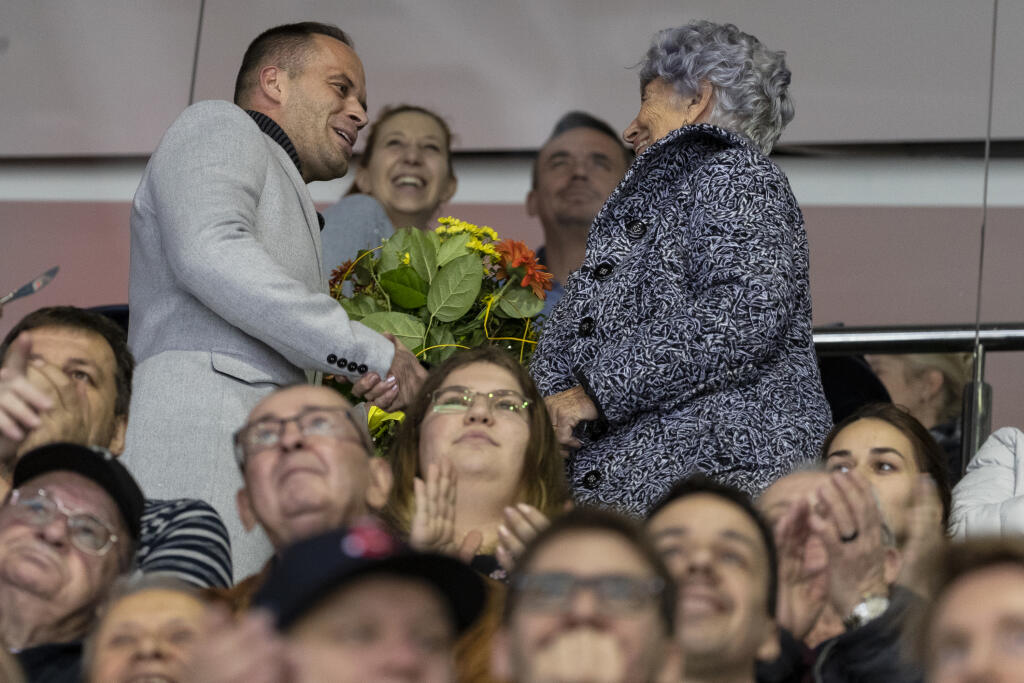 Po smrti syna Dušana ho pani Irma videla vo vnukovi Dušanovi. S ním trávila veľa času a mali spolu mimoriadne blízky vzťah.