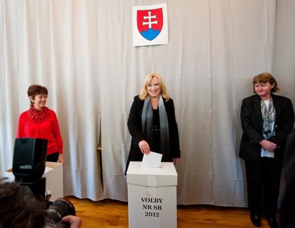 Voľby v obrazoch: Ako volili ľudia a lídri strán