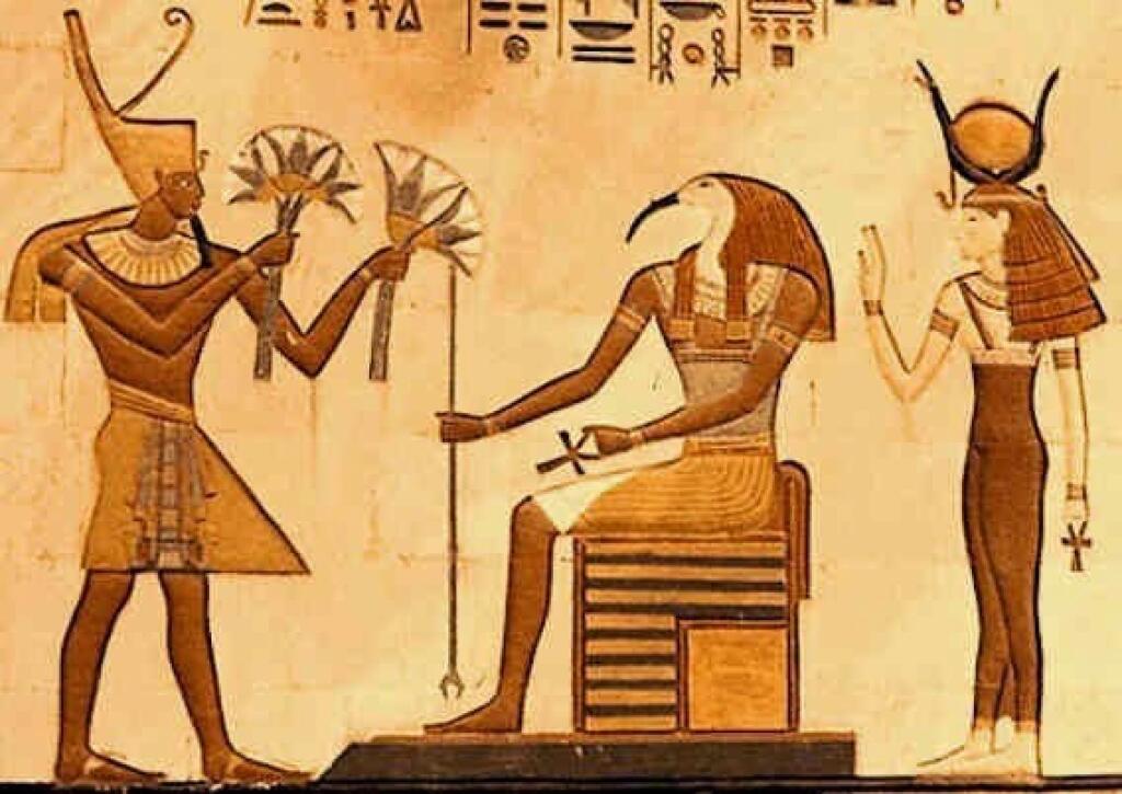 Egyptský faraón zobrazený s rastlinami.