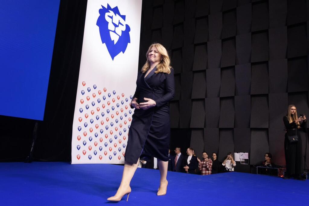 Prezidentka Zuzana Čaputová zožala pri príchode na pódium vo volebnom štábu Petra Pavla obrovské ovácie. To len potvrdilo známe fakty, že v Českej republike je naša prezidentka veľmi obľúbená.