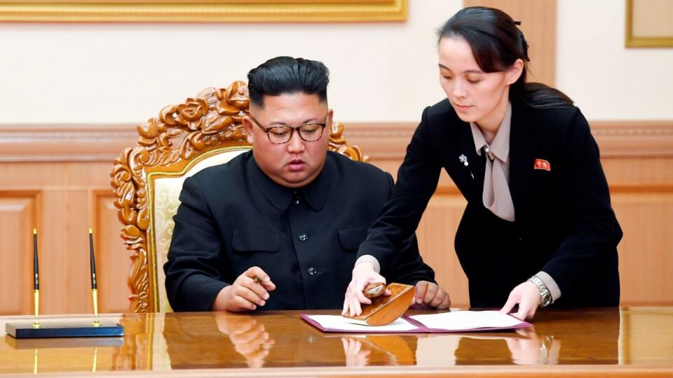 Vplyvná sestra severokórejského vodcu Kim Čong-una varovala, že KĽDR premení Tichý oceán na