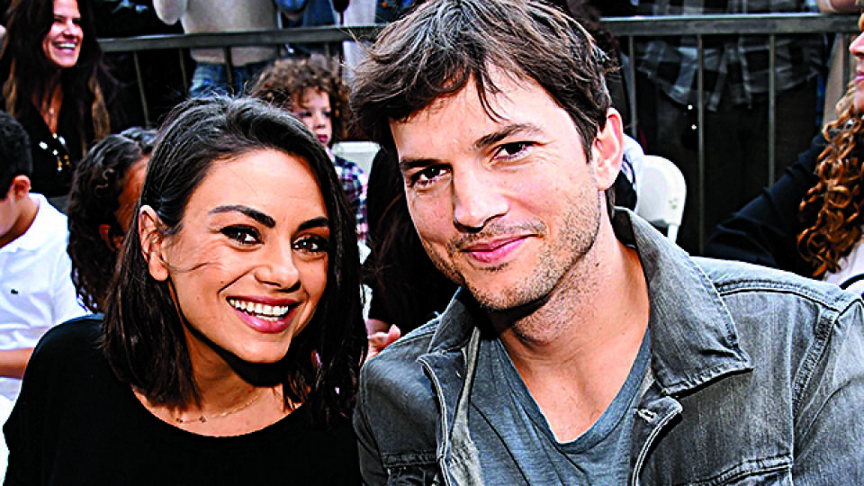 Mila Kunis (37) a Ashton Kutcher (43)