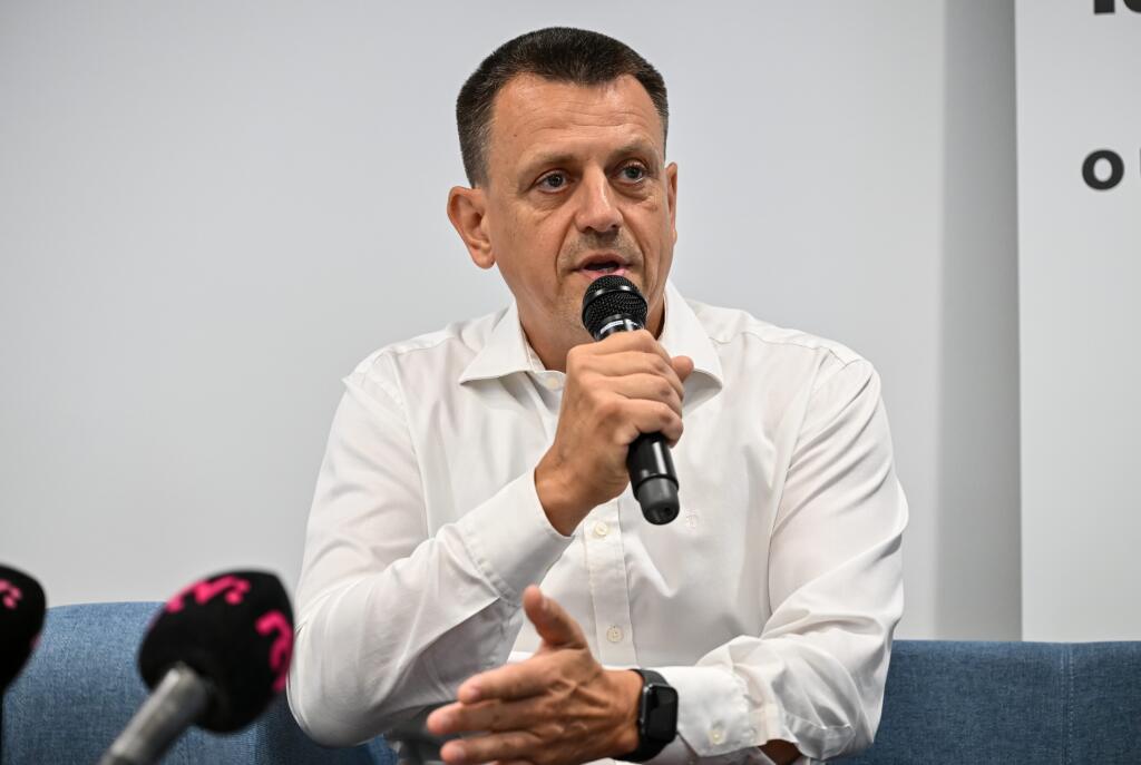 Na snímke predseda Úradu pre územné plánovanie a výstavbu SR Martin Hypký počas stretnutia predstaviteľov Úradu pre územné plánovanie a výstavbu SR s médiami na tému Nová stavebná legislatíva, 22. augusta 2023 v Bratislave. FOTO TASR - Pavol Zachar