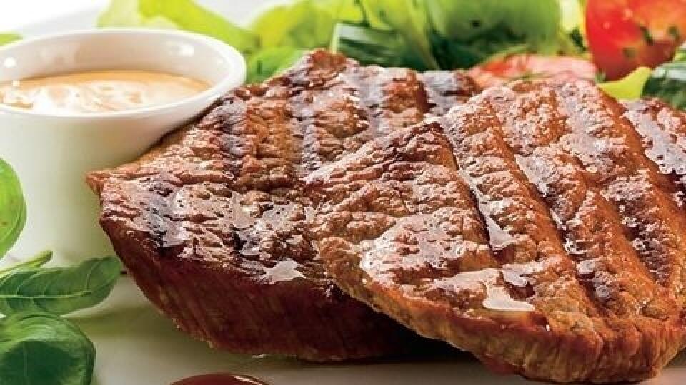 Grilovaný steak s paprikou