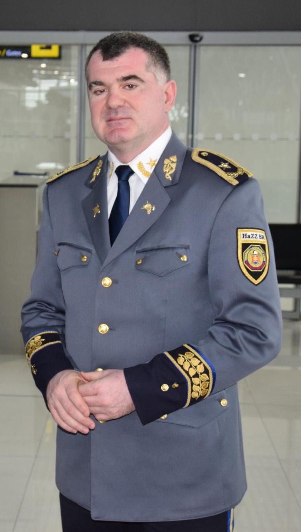 Šéf hasičov: Požiar v Paríži zvládli brilantne, nehasiť zo vzduchu bolo múdre