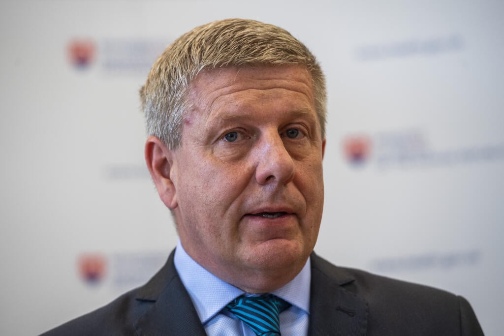 Na snímke minister zdravotníctva SR Vladimír Lengvarský (nominant OĽaNO) počas tlačovej konferencie pri príležitosti spustenia bezplatného očkovania proti HPV vírusu pre deti medzi 12. - 13. rokom života v Bratislave 2. mája 2022. FOTO TASR - Jaroslav Novák