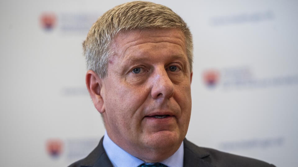 Na snímke minister zdravotníctva SR Vladimír Lengvarský (nominant OĽaNO) počas tlačovej konferencie pri príležitosti spustenia bezplatného očkovania proti HPV vírusu pre deti medzi 12. - 13. rokom života v Bratislave 2. mája 2022. FOTO TASR - Jaroslav Novák