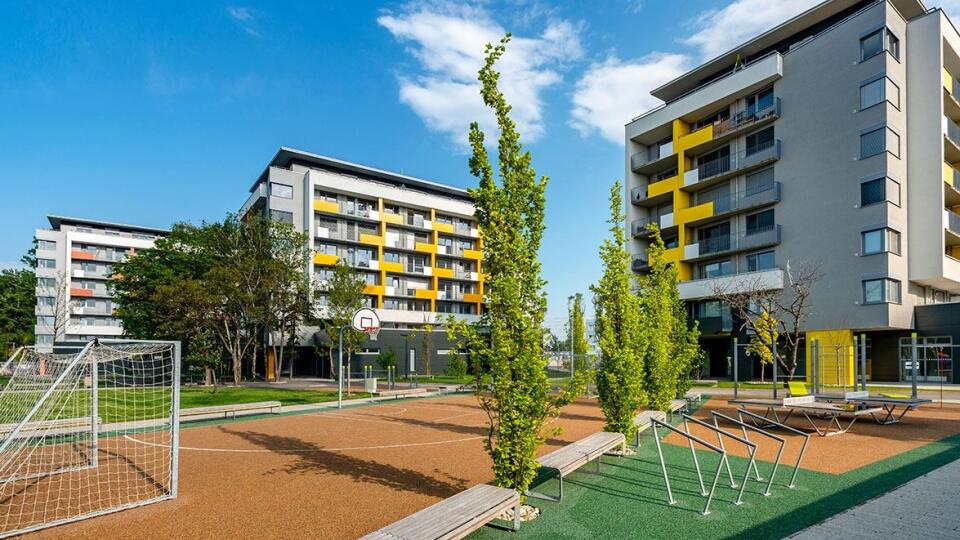 Komplex Nuppu, dvor v Bratislave-Ružinove