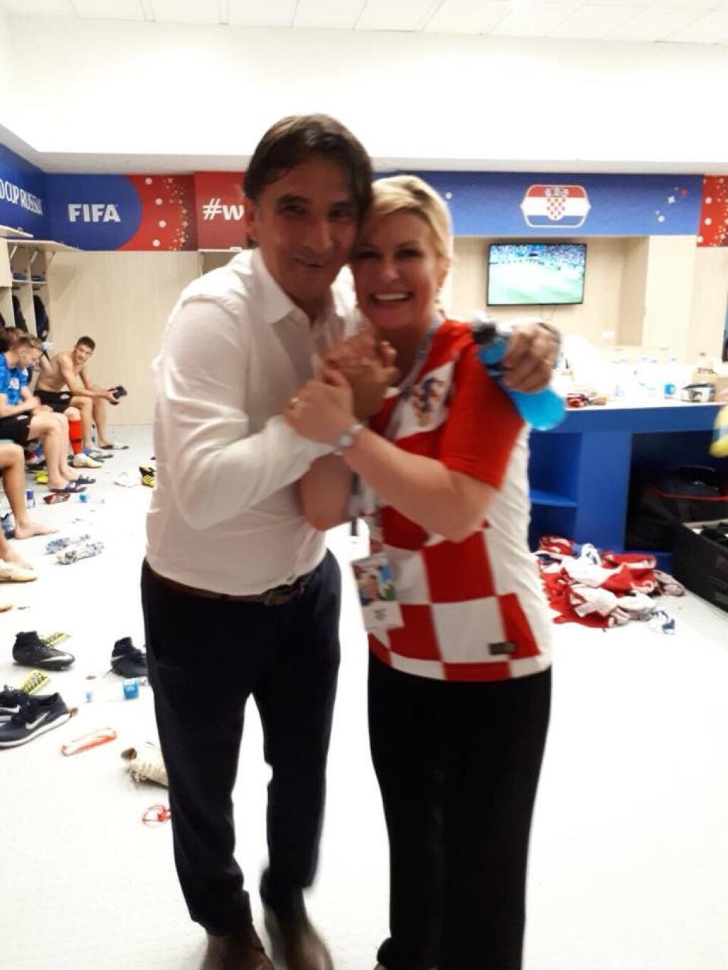 Prezidentka Chorvátska Kolinda Grabar-Kitarovičová navštívila po postupe šatňu.